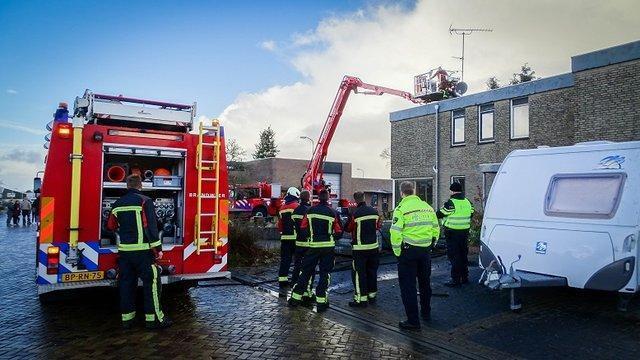 Schoorsteenbrand aan Blijdensteinstraat Assen (Video)