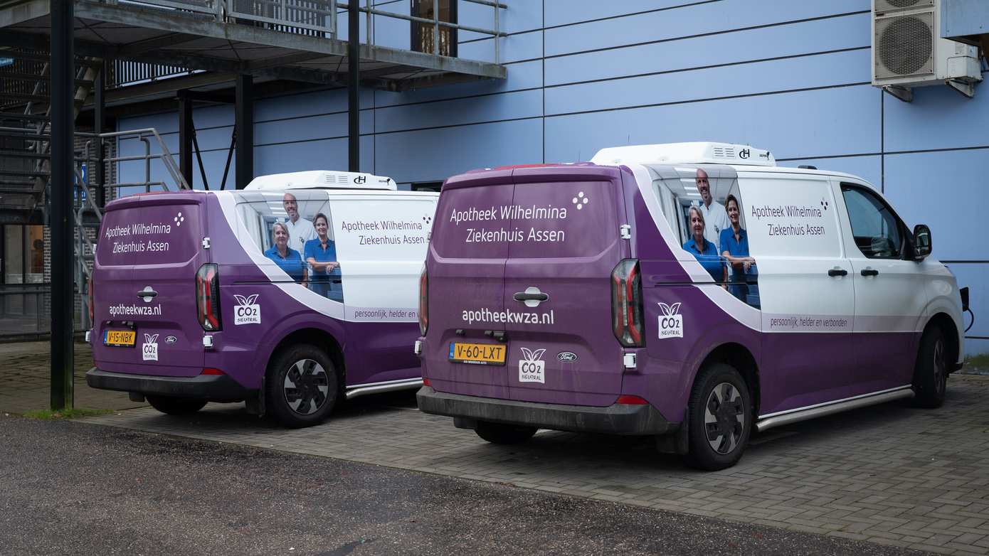 Medicijnen duurzaam onderweg: ziekenhuisapotheek introduceert elektrische bussen