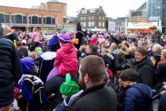 Zakkenrollers hebben mogelijk toegeslagen tijdens sinterklaasintocht