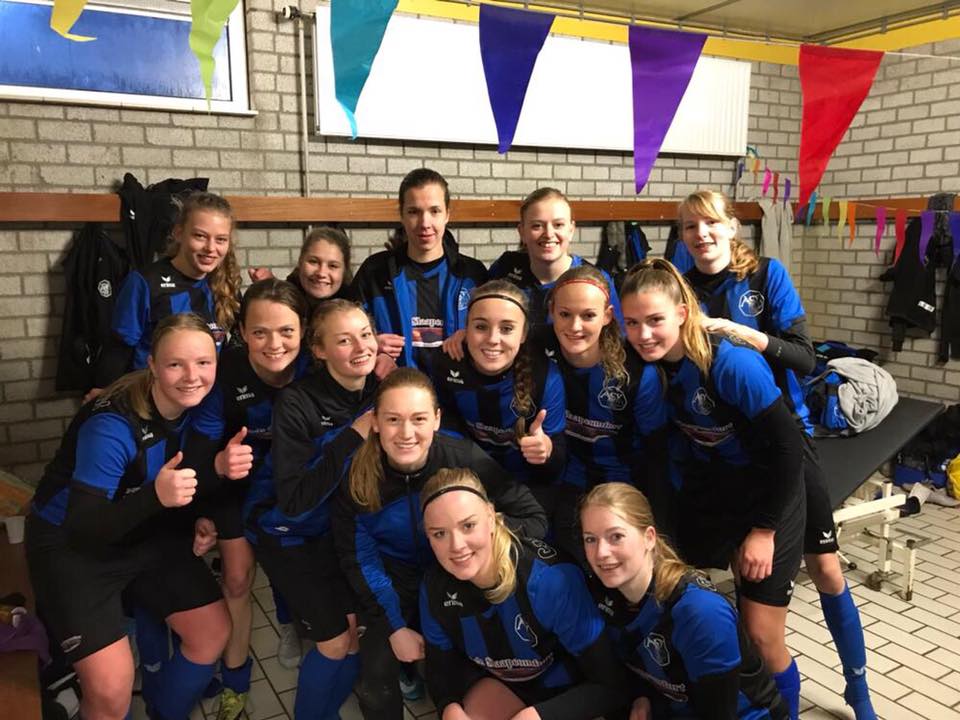 ACV dames leggen thuis SC Stiens over de knie met 4-1