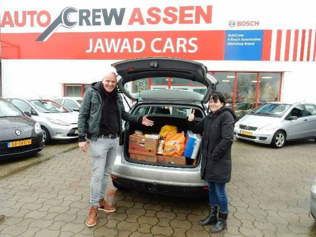Marco en Linda winnen boodschappenpakket bij Jawad Cars