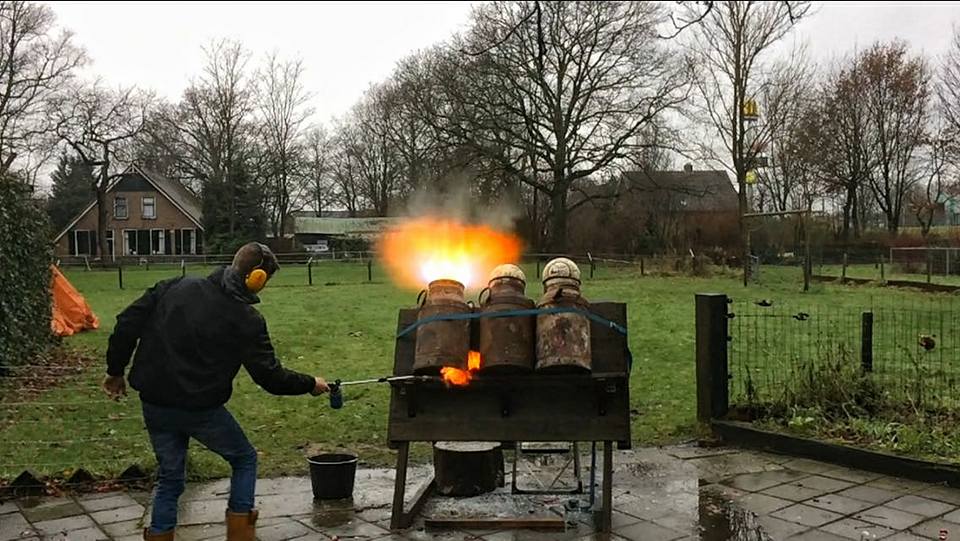 Carbidschieten in Assen (Video)