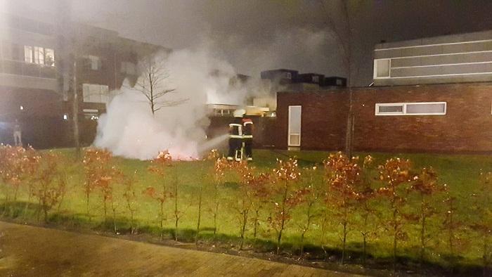 Brandweer blust nieuwjaarsbrandjes