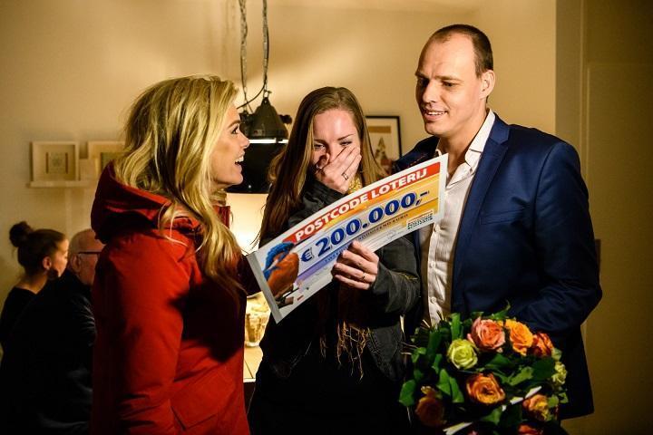 Bewoners Molenstraat winnen 1 miljoen euro op de valreep van het oude jaar