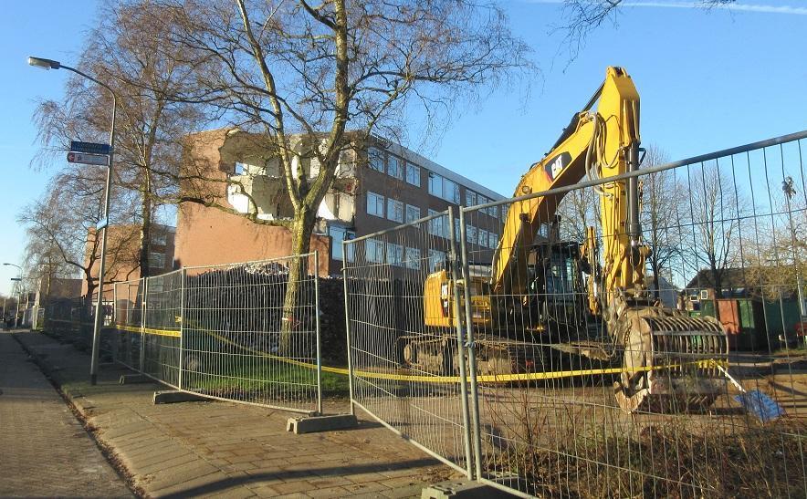 Sloop van flats in Lariks gaat verder