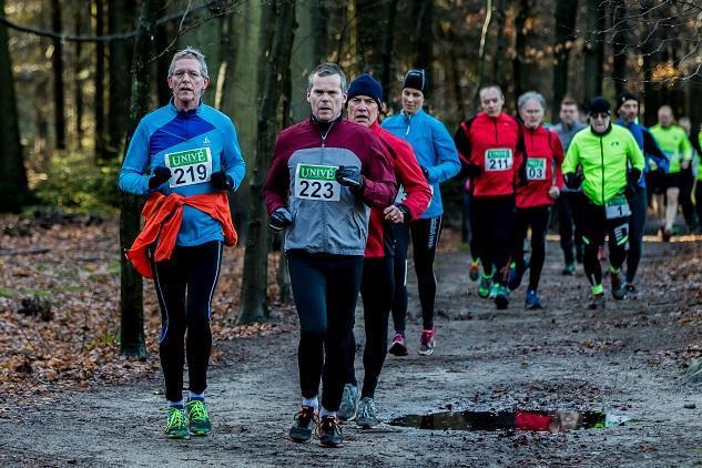 Fotos: achtste bosmarathon in het Asserbos