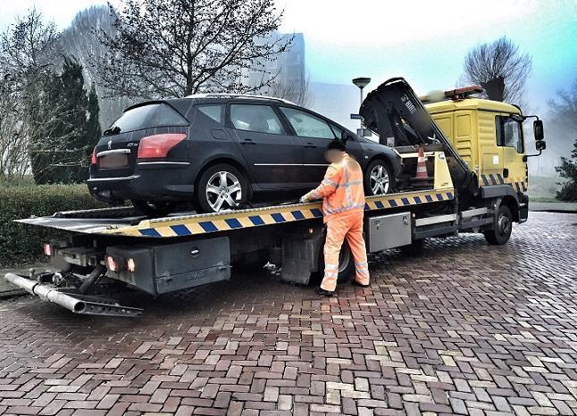 Assenaar rijdt drie keer zonder rijbewijs: auto in beslag genomen