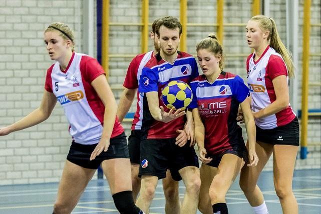 Deceptie voor korfballers van AVO