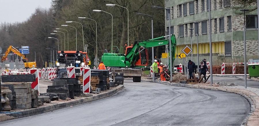 Asfalt rond de Overcingeltunnel in Assen