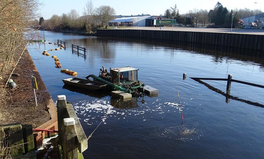 Inspectie baggerwerk in havenkanaal Assen (Video)