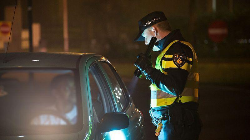 Politie schrijft 25 bekeuringen uit tijdens controles in Assen