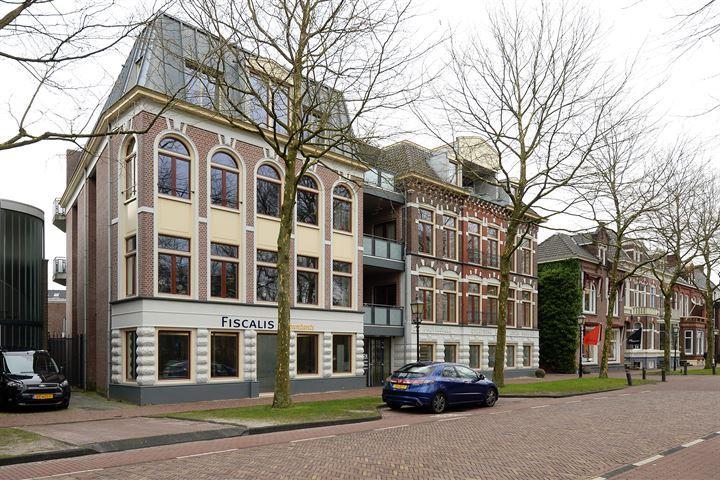 Te koop in Assen: royaal appartement met eigen dakterras in centrum