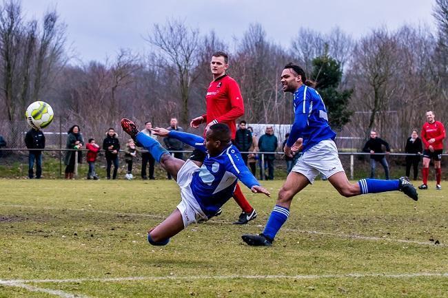 Eenrum te sterk voor FC Amboina