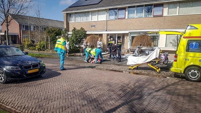 Botsing tussen auto en scooter in Noorderpark