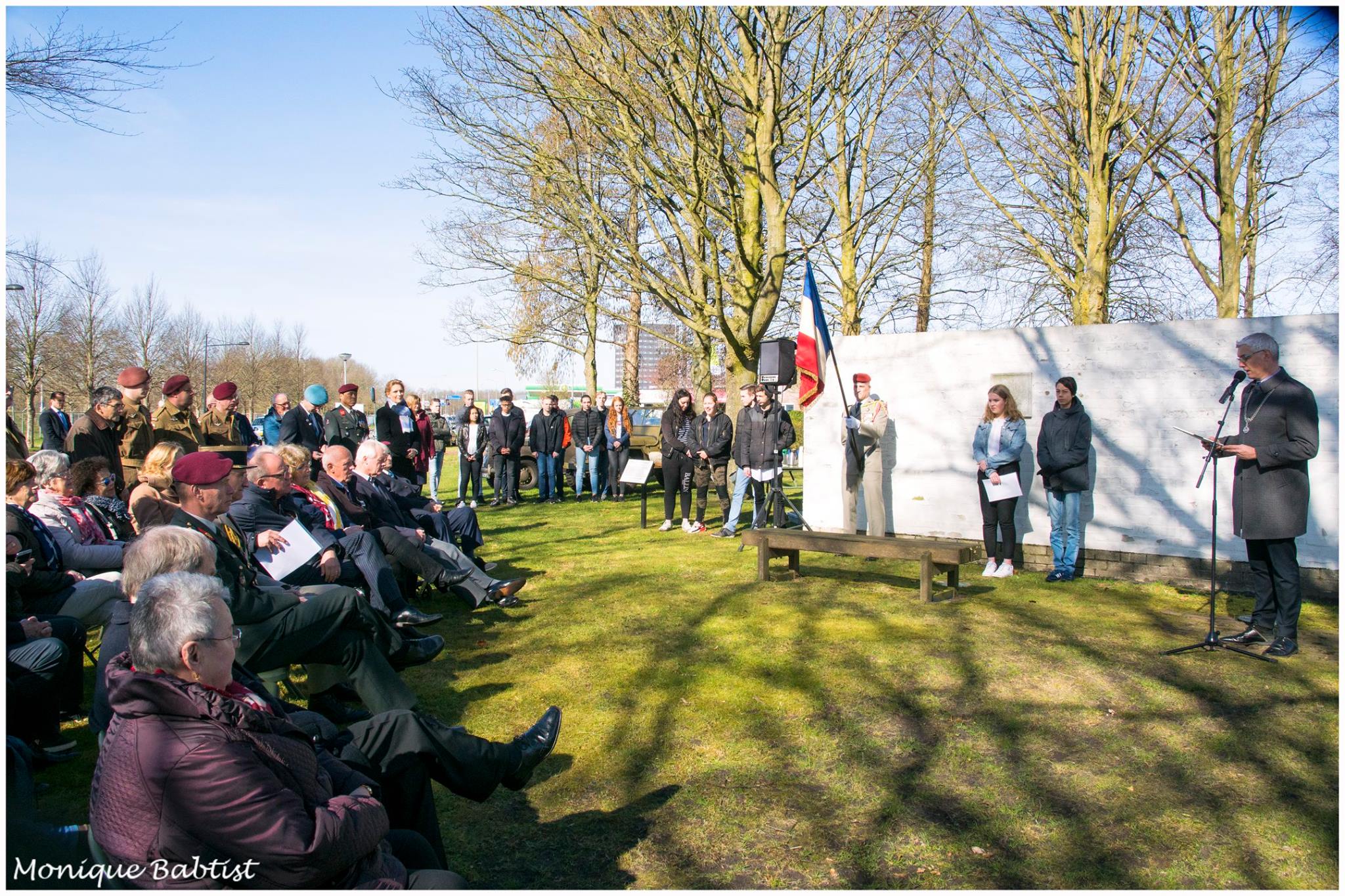 Herdenking van de Franse Parachutisten in Assen