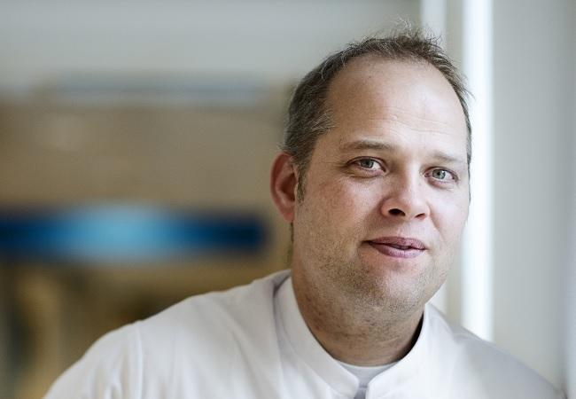 Signeersessie en Meet & Greet met Sander de Hosson -   Slotcouplet. Ervaringen van een longarts 