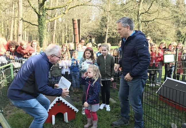 Duurzaamheidscentrum Assen krijgt ooievaarsnest