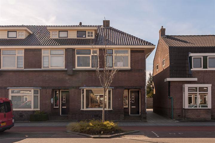 Te koop in Assen: sfeervol royale jaren 30 hoekwoning op groot perceel