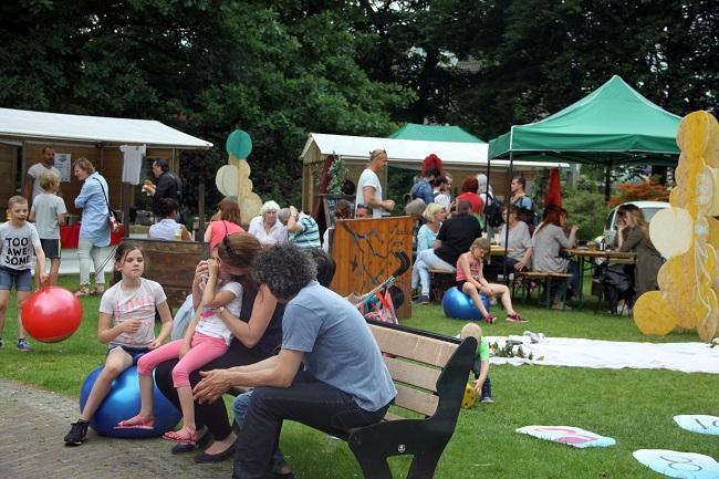 Festival Art of Wonder: jeugdtheater, familievoorstellingen, straattheater en muziek in Gouverneurstuin