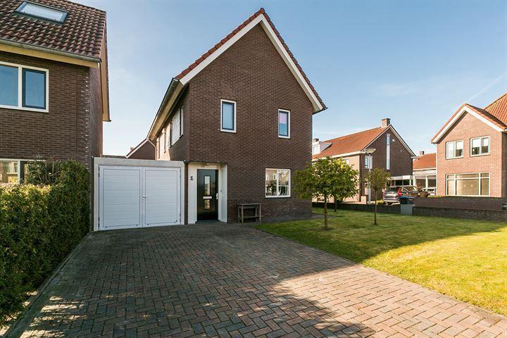 Te koop in Assen: vrijstaande uitgebouwde woning