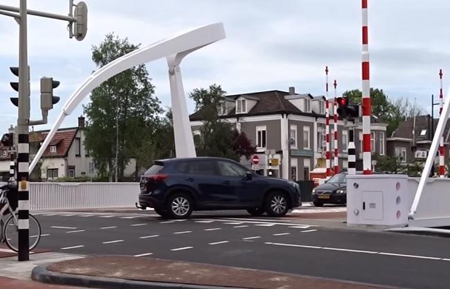 Bekeuringen bij Groningerbrug: De TomTom zei dat ik hier moest afslaan