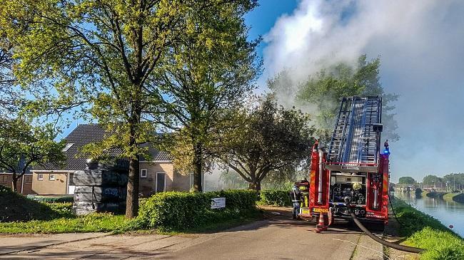 Schuur in Hoogersmilde gaat in vlammen op