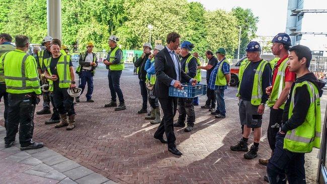 Station in Assen feestelijk geopend