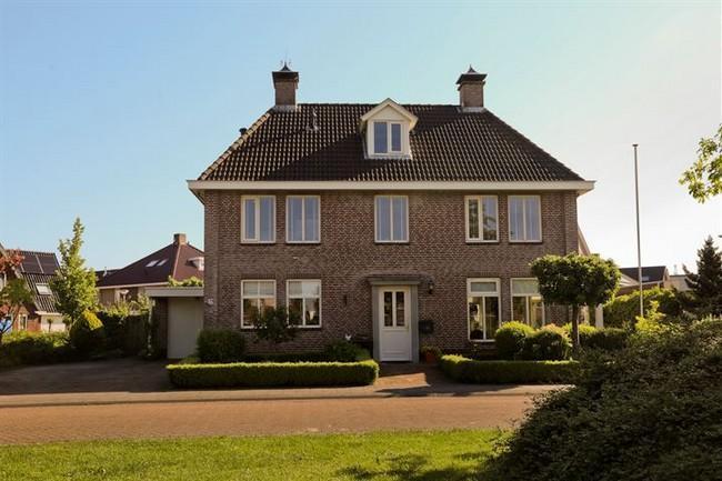 Te koop in Assen: vrijstaande notariswoning met 5 ruime slaapkamers