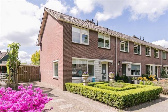 Te koop in Assen: keurig onderhouden hoekwoning met garage