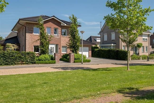 Te koop in Assen: royale vrijstaande villa