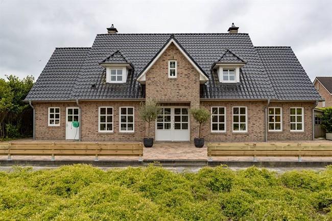 Te koop in Assen: royale en onderhoudsarme villa met riante living