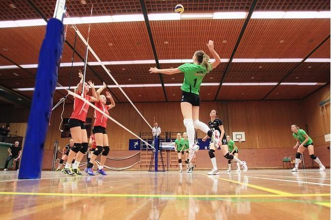 Dames Topvolleybal bij Sudosa-Desto in Assen