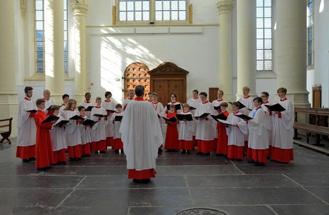 Evensong met het Roder Jongenskoor in Adventskerk