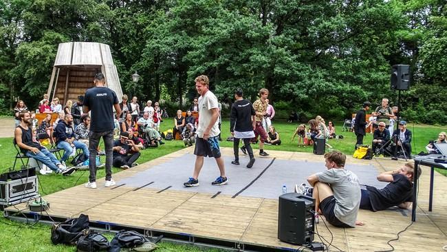 Dance Battle Arena in culturele Gouverneurstuin (Video)