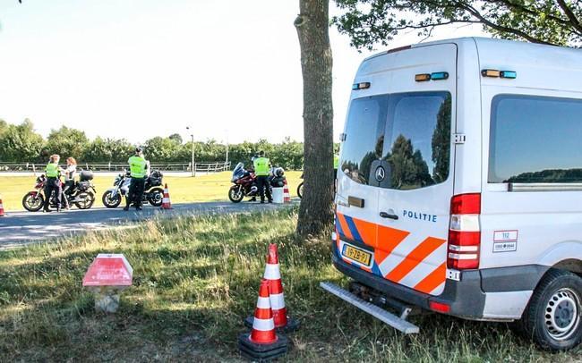 Politie controleert tijdens TT in Assen extra op alcohol achter het stuur