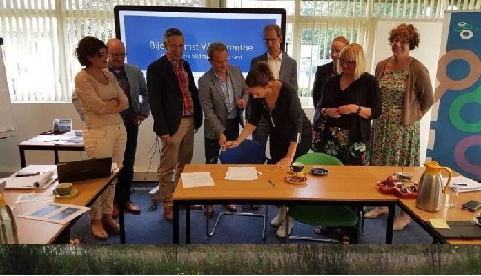 Convenant getekend voor behoud medewerkers voor de Drentse zorg