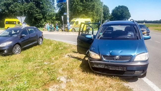 Kind en vrouw gewond bij ongeval op N371