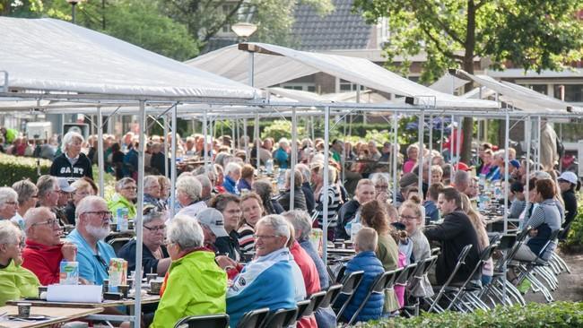 Drentse Fiets4Daagse verzorgt mega ontbijt