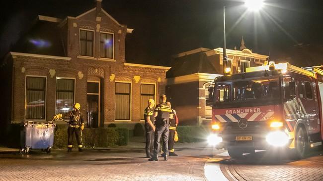 Brandweer blust container op Stationsstraat