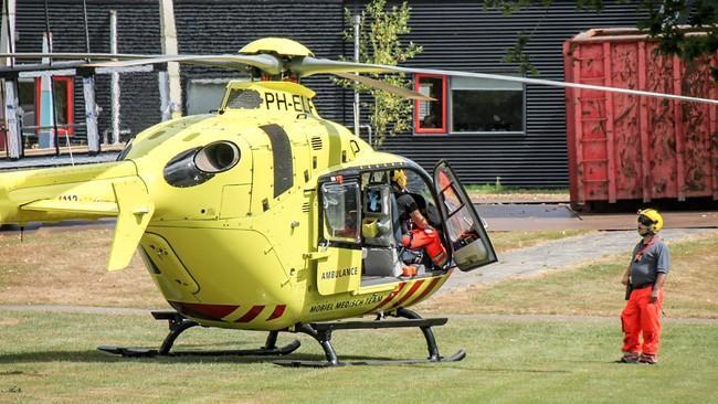 Traumahelikopter landt voor inzet in Assen