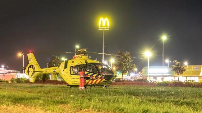 Traumahelikopter landt achter bij McDonalds