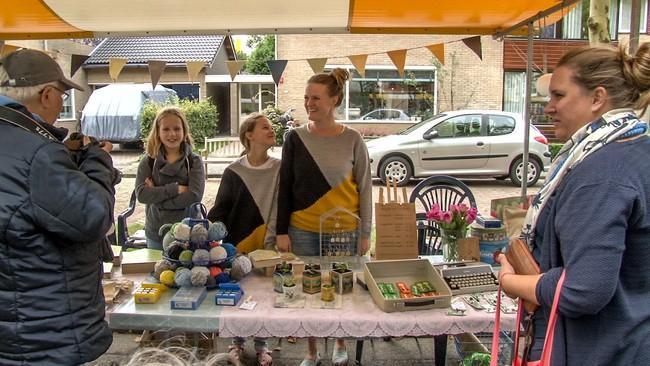 Drukke twaalfde wijkfeest in Assen-Oost (Video)