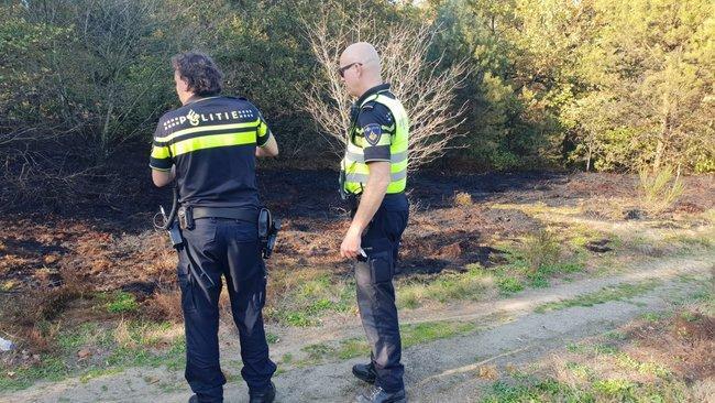 Heidebrand nabij camping in Schipborg