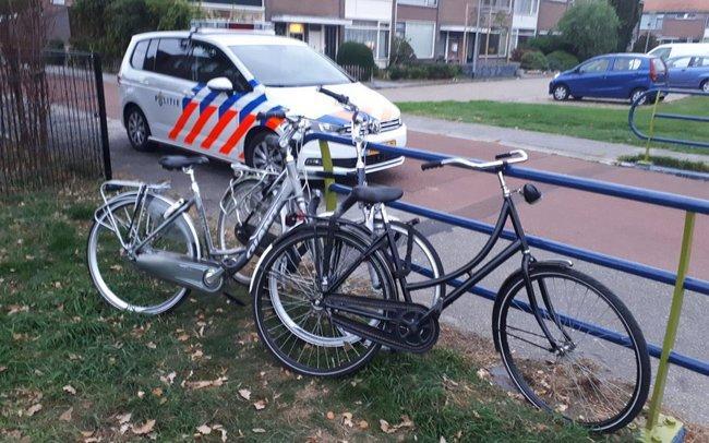 Politie treft fietsen onder verdachte omstandigheden aan in Lariks