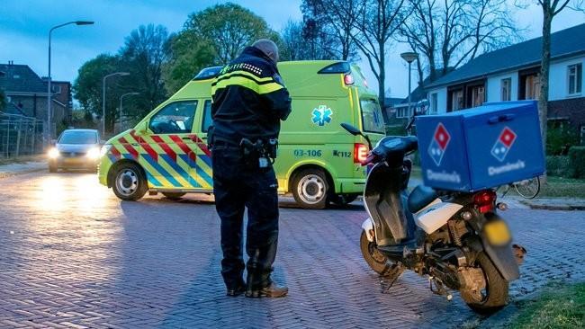 Maaltijdbezorger en fietser met elkaar in botsing