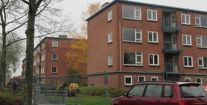 Hekken om sloop-flats Nansenstraat en Troelstralaan geplaatst