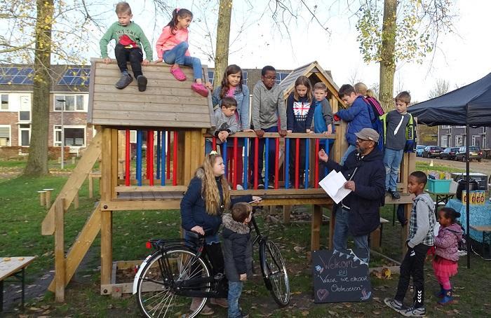 Speelveldje Pijlkruidstraat in Assen geopend (Video)