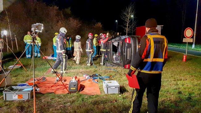 Oefening: gewonden bij ernstig ongeval tussen twee autos in Assen