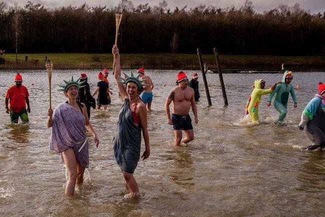 Asser Nieuwjaarsduik in het teken van ALS