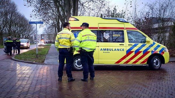 Fietser gewond bij botsing met scooterrijder in Assen (Video)